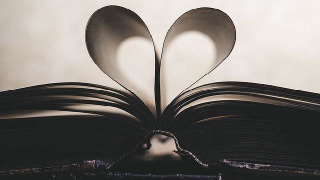 pagine libro a cuore